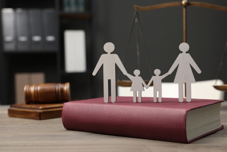 Family law Figure of parents with children